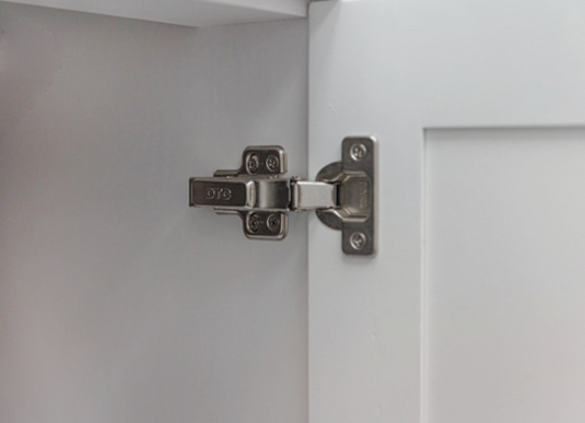 105 Degree stainless steel <br>soft-close hinges
